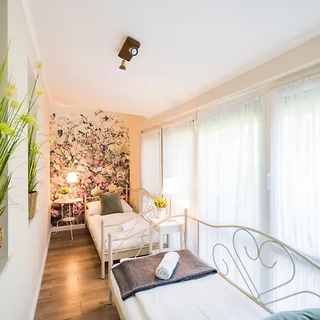 Csenge 2. Apartamento Siófok