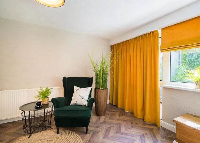 Csenge 2. * 希欧福克